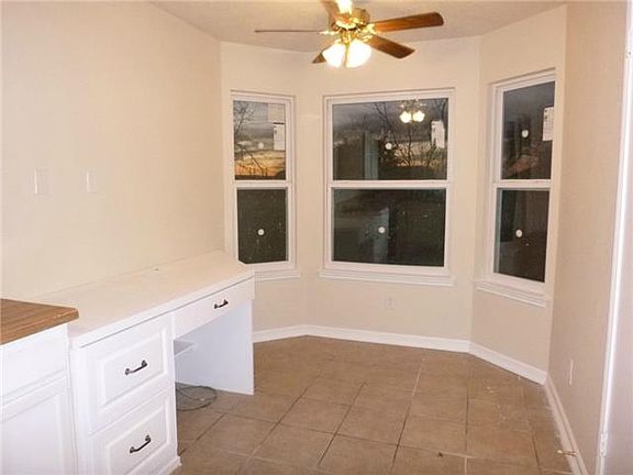 5th image of 12103 Salem House Way