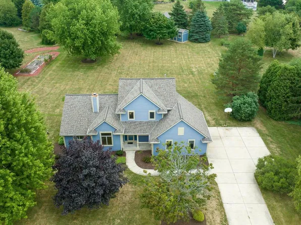 W279N5392 Hanover Hill ROAD, Lisbon, WI 53089