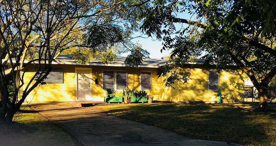 1st image of 1002 16th Ave N