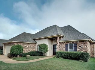 413 Providence Dr, Brandon, MS 39042