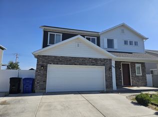 1125 W Silver Hollow Rd, Syracuse, UT 84075