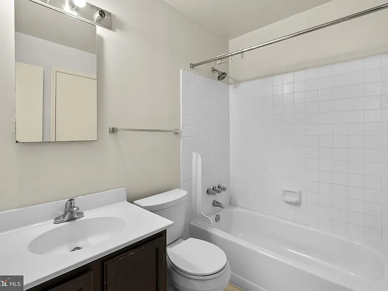 1469 Casino Cir — Photo 19