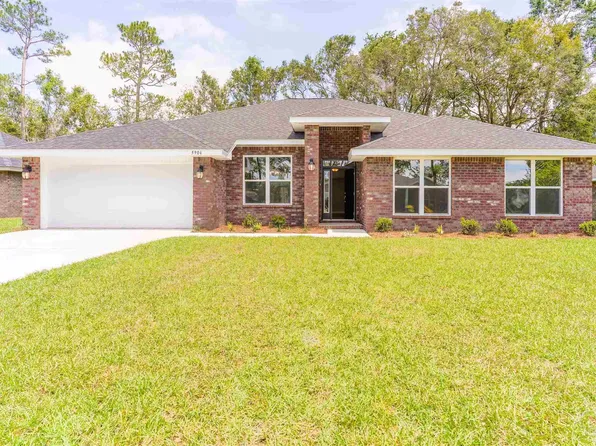1813 Praline Ln #4B, Cantonment, FL 32533