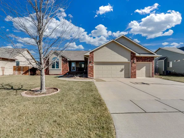 8517 W Candlewood Ct, Wichita, KS 67205