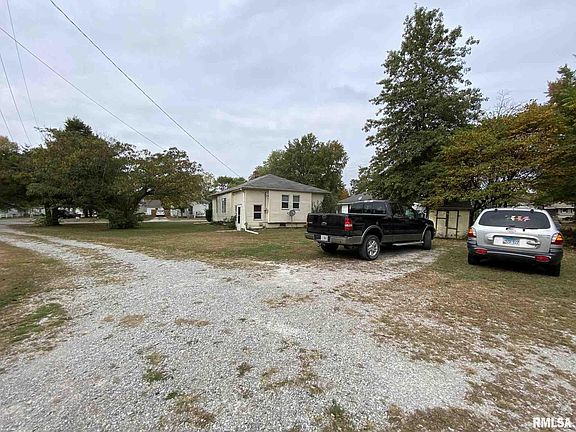 5th image of 820 N Shelby Ave