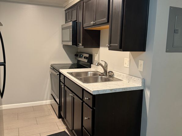 812 Clough Pike APT 3