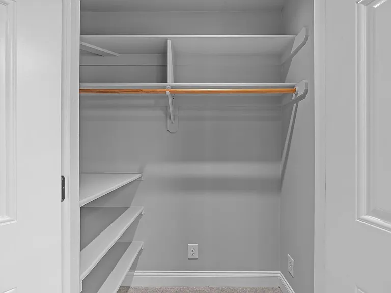 1508 Braden Overlook Ct — Photo 21