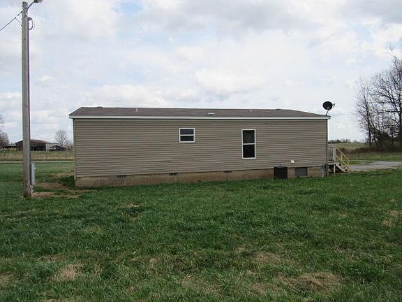 5th image of 815 Ed Padgett Rd