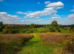 8 N Red Mountain Rd, Lakeville, CT 06039