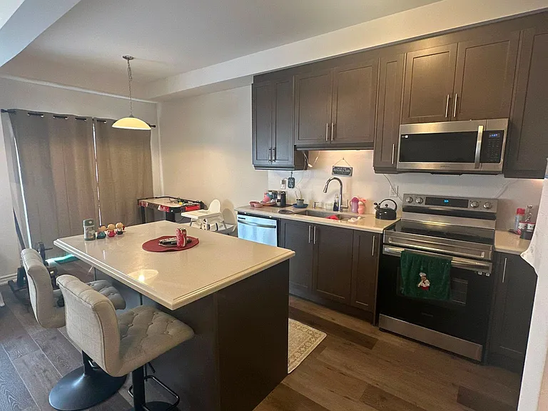 83 June Callwood Way — Photo 6