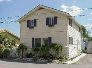 4359 S 2nd St, Luna Pier, MI 48157