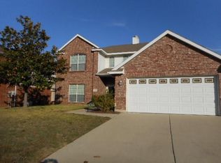 6866 Danieldale Dr, Fort Worth, TX 76137