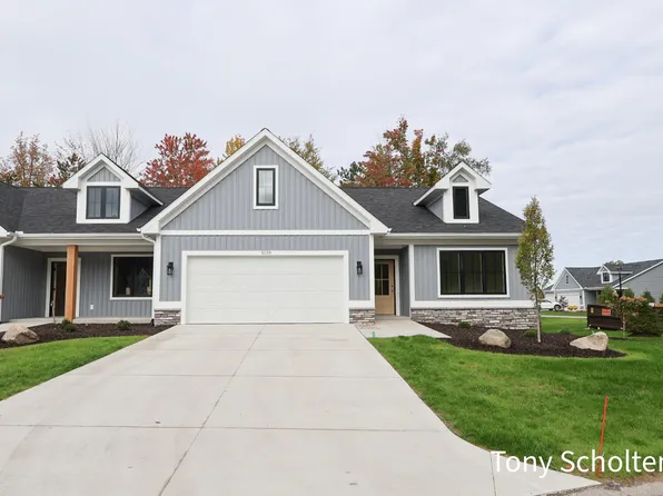 5139 Blendon Woods Ct #17, Hudsonville, MI 49426