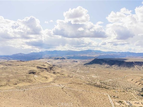 3398 Condalia Ave, Yucca Valley, CA 92284