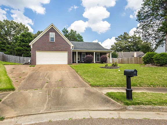 3rd image of 4166 Meadow Field Ln
