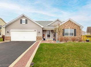 308 Fieldstone Dr, Woodstock, IL