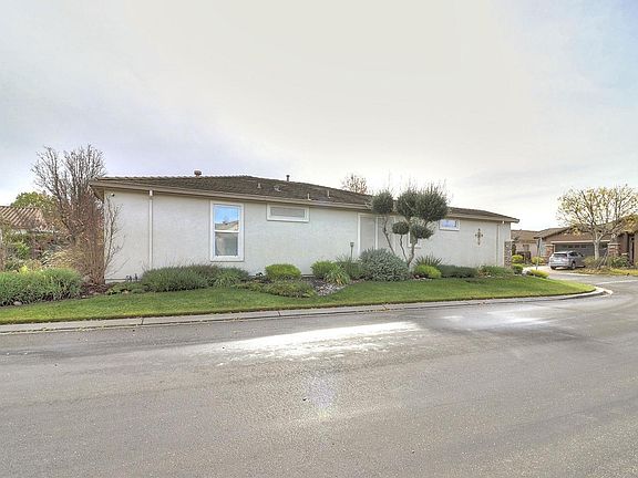 5th image of 316 Willow Brook Way