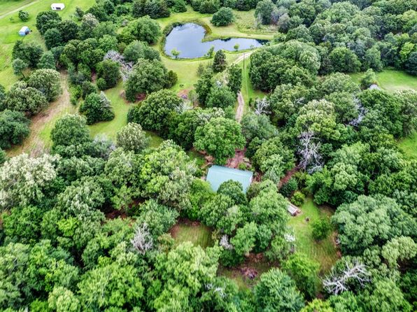 596 County Road 2411, Honey Grove, TX 75446