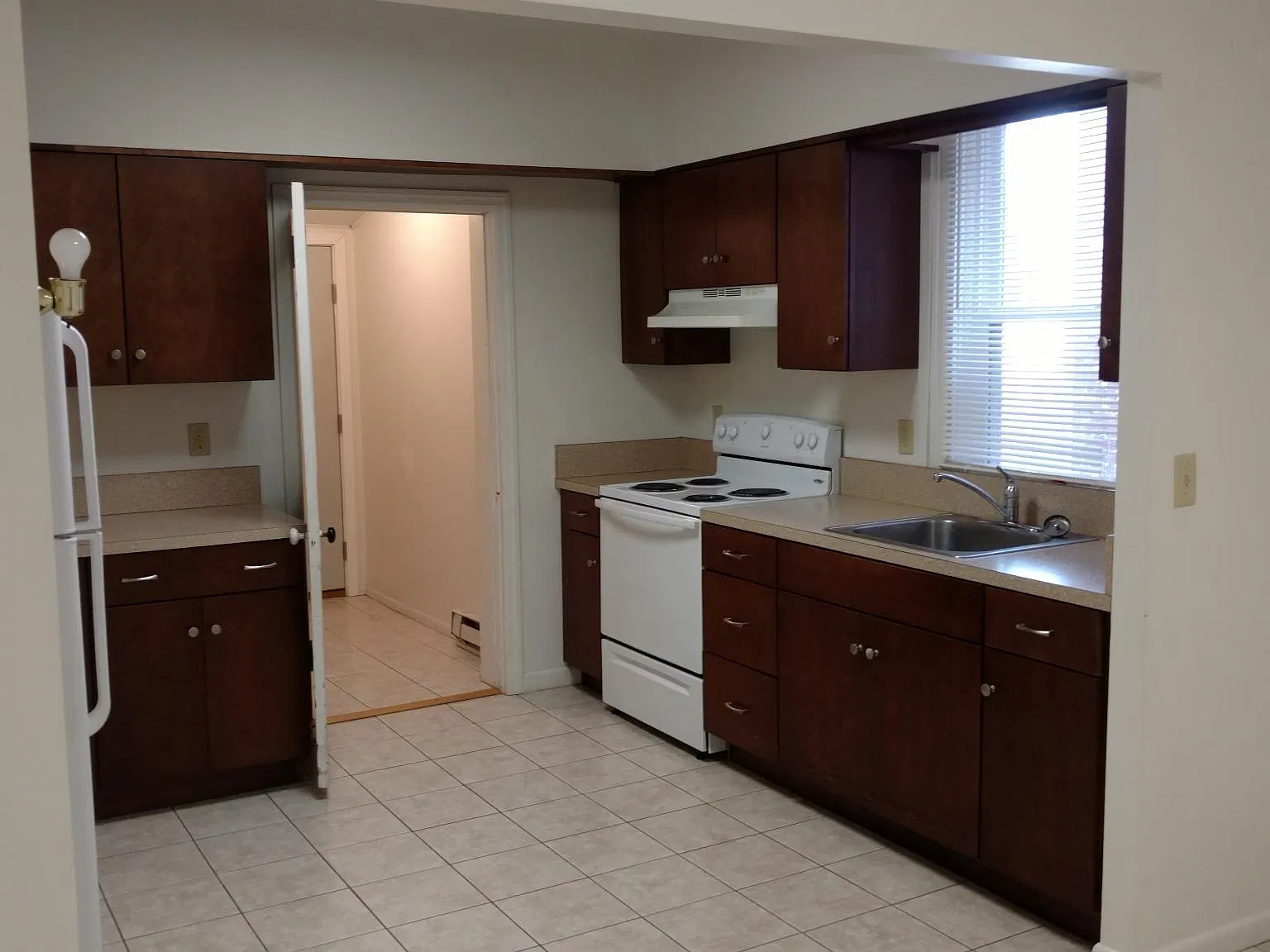1 bed, 928 sqft, $1,275 — Photo 2