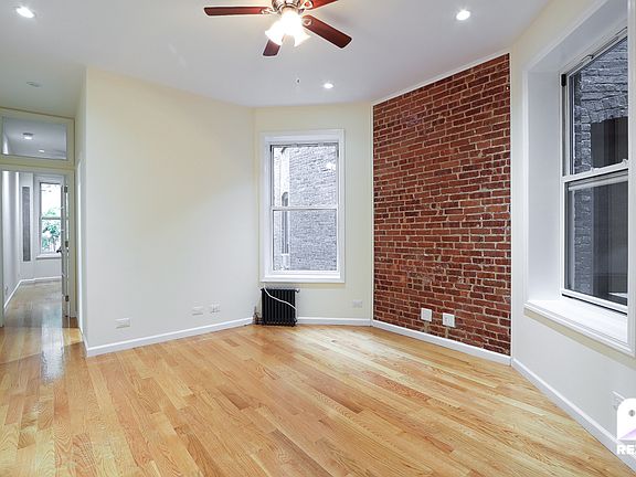2nd image of 210 W 82nd St APT 3W