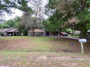 6808 Sunset Cir S, Beaufort, SC 29906