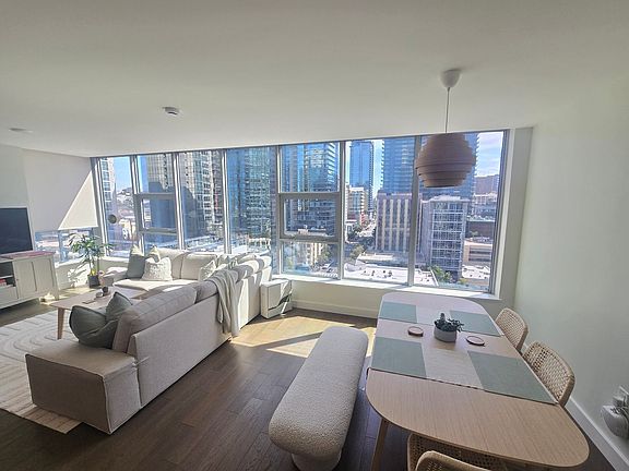 3rd image of 1388 Kettner Blvd Unit 1304