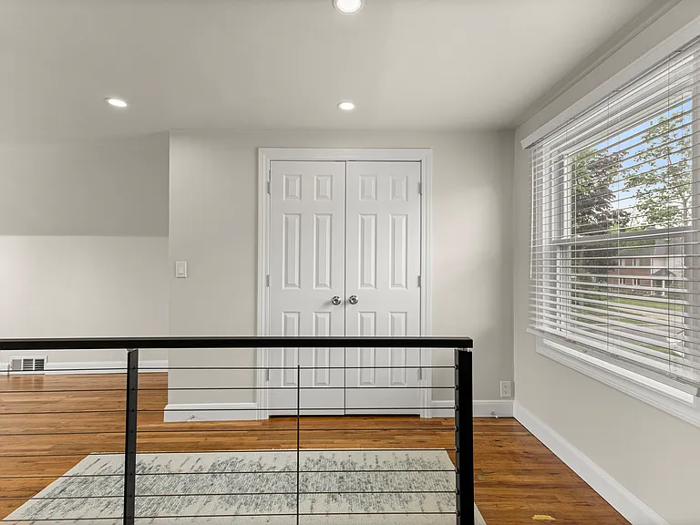3230 Harding St — Photo 19