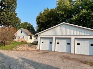 110 3rd St, Holdingford, MN 56340