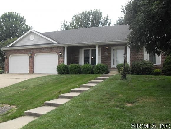 3 bed3 bath beautiful home