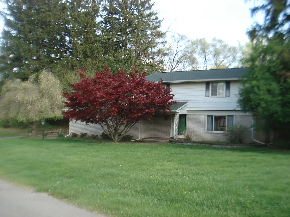 1305 Fieldway Ct