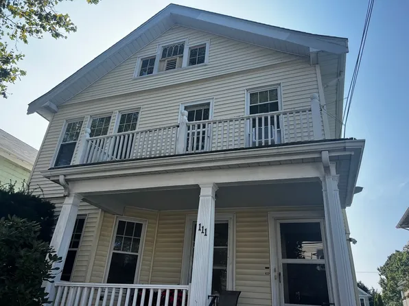111 Beech St #2, Belmont, MA 02478