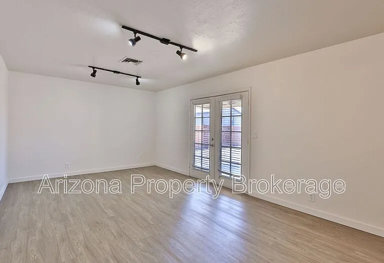 3009 E Caballero St — Photo 16