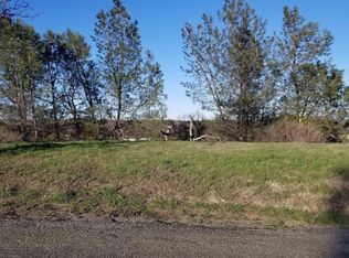 17390 Hillcrest Dr, Corning, CA 96021