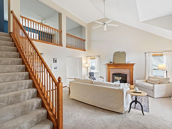 4th image of 3914 Wedgewood Place Dr