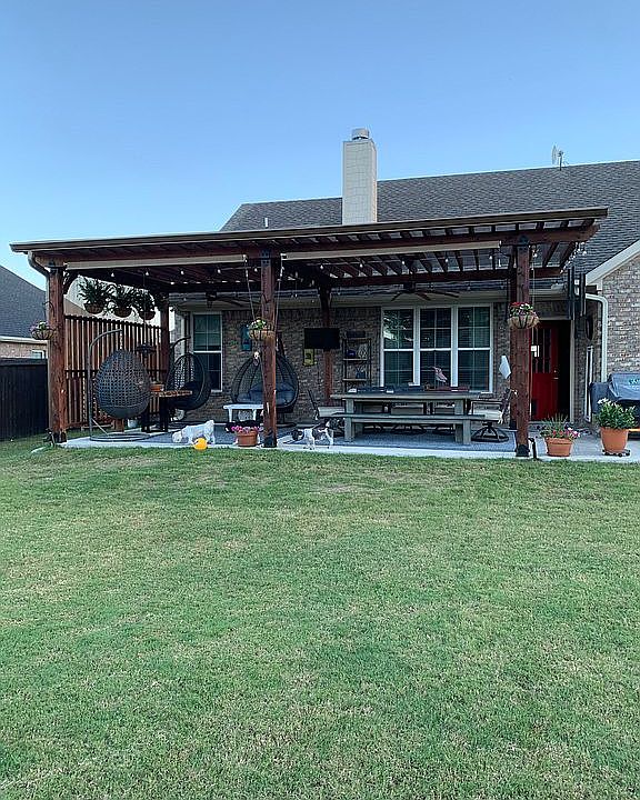 2nd image of 2408 Hollon Dr
