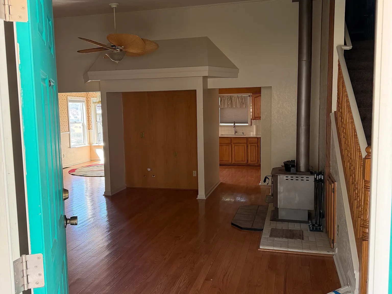 4 bed, 1560 sqft, $2,500 — Photo 1