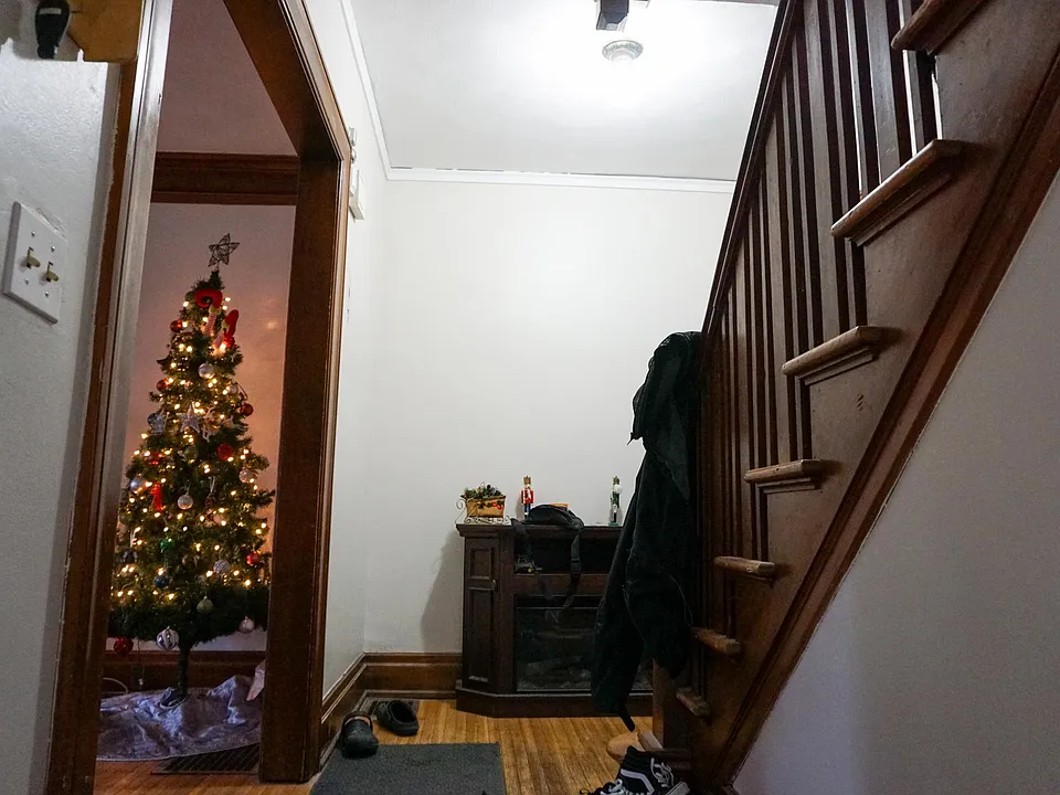 Foyer / Staircase