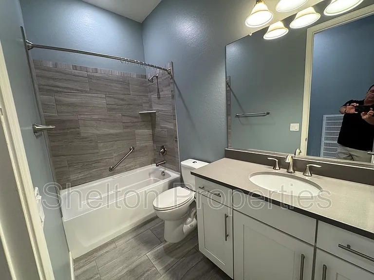 20614 W Hillcrest Blvd — Photo 16