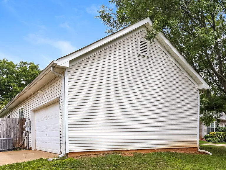 8 Arendt Park Ln — Photo 16