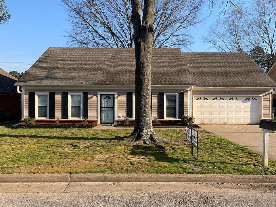 1st image of 8192 Creekside Cres N
