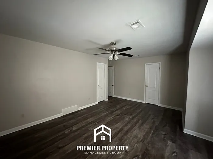 1668 Old Mill Strm — Photo 15