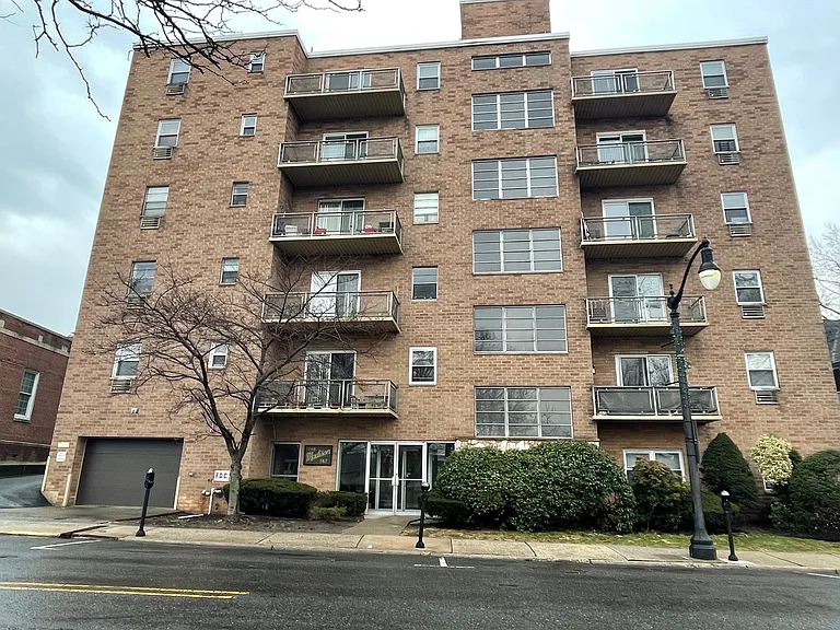 147-149 Main St #1D — Photo 10
