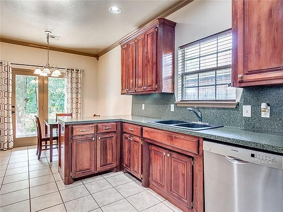 2nd image of 12501 Bell Gardens Dr