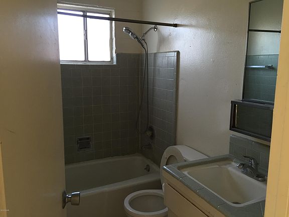 4th image of 3257 E Monte Vista Dr