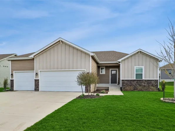 1112 32nd St SE, Altoona, IA 50009