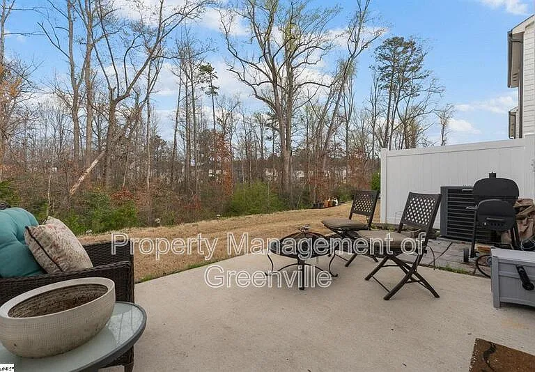 100 Grey Oak Trl — Photo 20