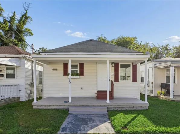 15 E Howard St, Hampton, VA 23663