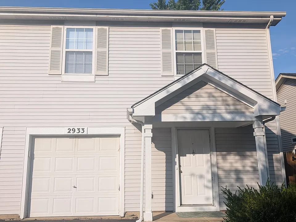 2933 Cedar Glade Dr