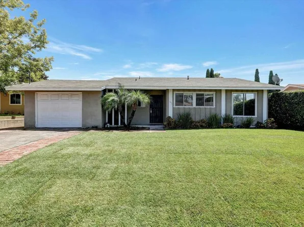 1659 Rush Ave, Vista, CA 92084