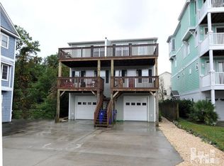 305 Greenville Ave #B, Carolina Beach, NC 28428